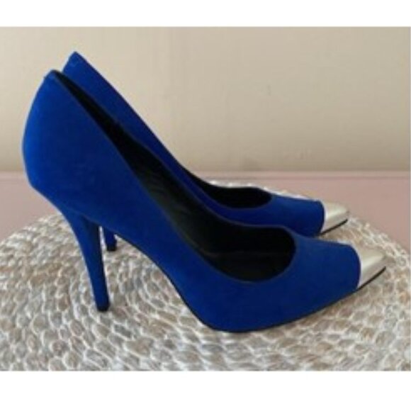 BRIGHT BLUE SUEDE HIGH HEELS WITH SILVER TOE - Picture 2 of 4